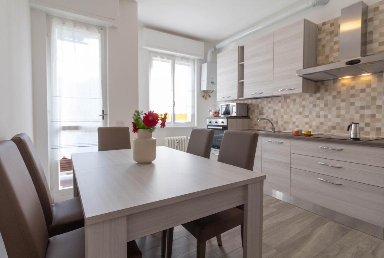 Mamma Ciccia Holiday Home - Casa Imperia แมนเดลโล เดล ลาริโอ ภายนอก รูปภาพ