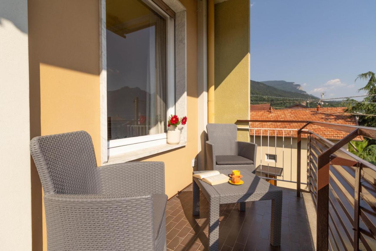 Mamma Ciccia Holiday Home - Casa Imperia แมนเดลโล เดล ลาริโอ ภายนอก รูปภาพ
